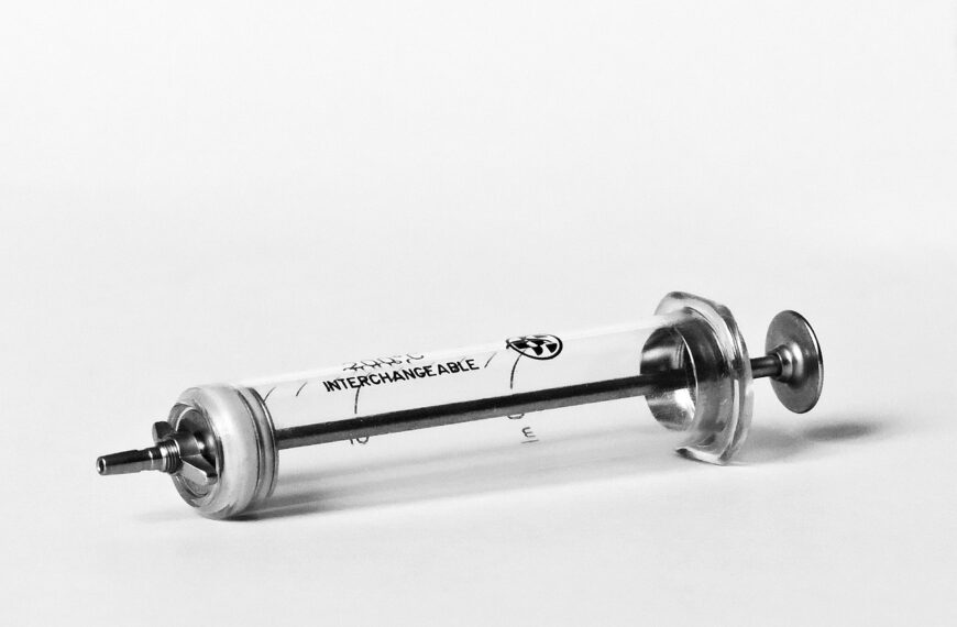 Precyzyjne Strzykawki: Klucz do Sukcesu w Nowoczesnych Badaniach Naukowych